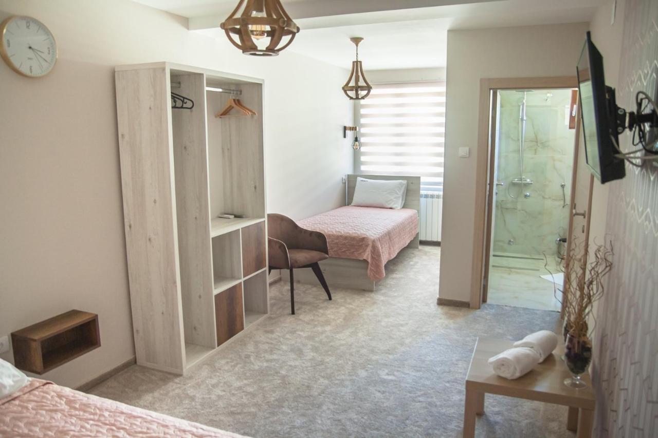 Mehana Apartmani เลสโควัซ ภายนอก รูปภาพ