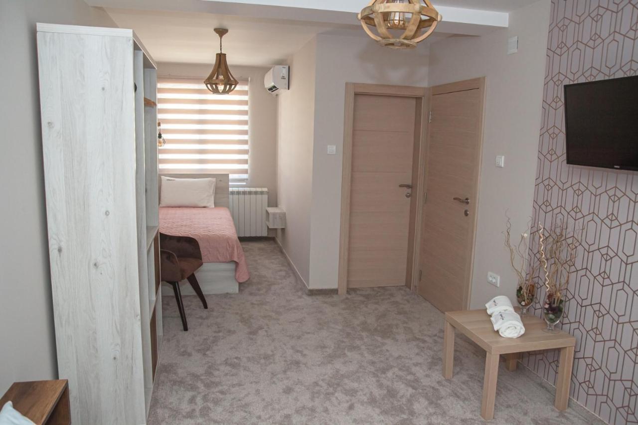 Mehana Apartmani เลสโควัซ ภายนอก รูปภาพ