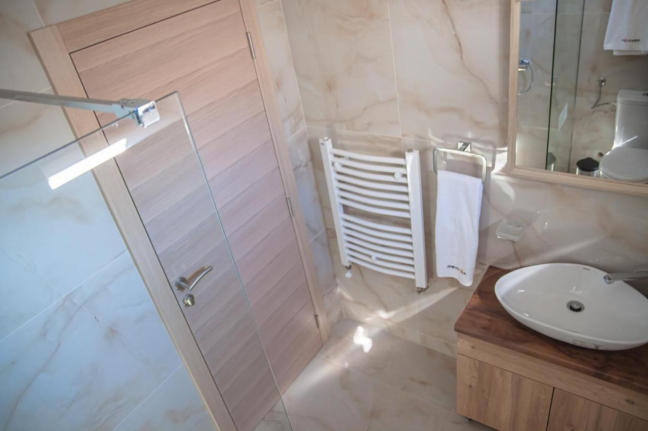 Mehana Apartmani เลสโควัซ ภายนอก รูปภาพ